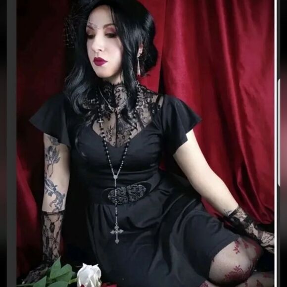 NWT Scarlet Darkness  Gothic Flutter Sleeve Lace Neck A-Line Dress Sz-22W - Picture 2 of 12